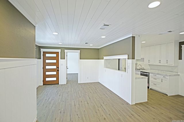 442 ROTHE LOOP, New Braunfels, TX 78130