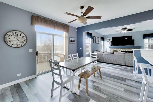 2775 Liberty Lakes Boulevard, Wauconda, IL 60084