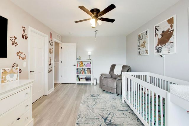 2775 Liberty Lakes Boulevard, Wauconda, IL 60084