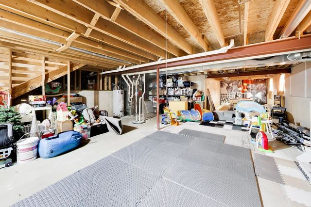 2775 Liberty Lakes Boulevard, Wauconda, IL 60084