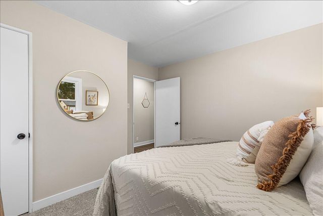 625 Pleasant DRIVE, West Bend, WI 53095