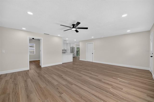 6029 CHRISTINA DRIVE E, Lakeland, FL 33813