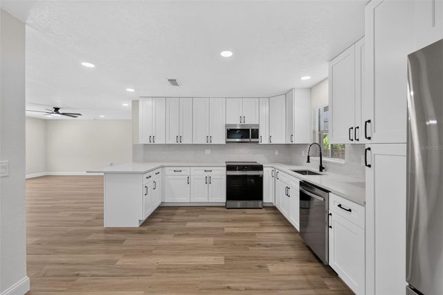6029 CHRISTINA DRIVE E, Lakeland, FL 33813