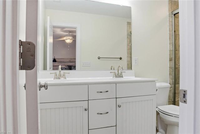 6 Village Park LN, Poquoson, VA 23662