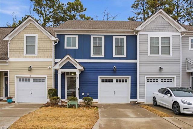 6 Village Park LN, Poquoson, VA 23662
