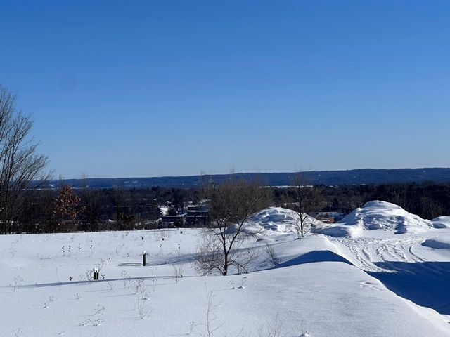 000 Barnes Road, Traverse City, MI 49684