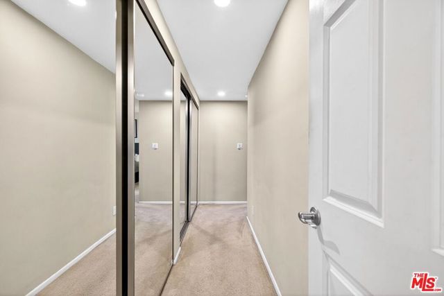 831 S Gretna Green Way 103, Los Angeles, CA 90049