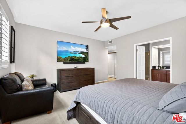 831 S Gretna Green Way 103, Los Angeles, CA 90049