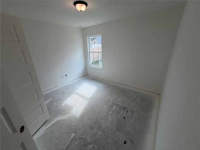 366 Harvest Lake Drive, Snook, TX 77878