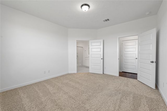 366 Harvest Lake Drive, Snook, TX 77878