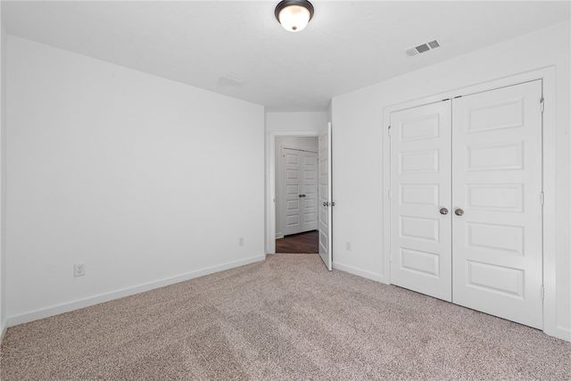 366 Harvest Lake Drive, Snook, TX 77878