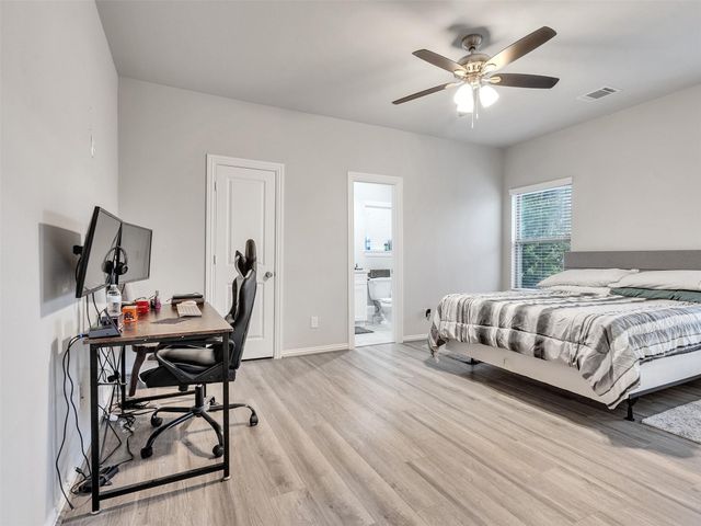 2411 Charles Road A, Houston, TX 77093