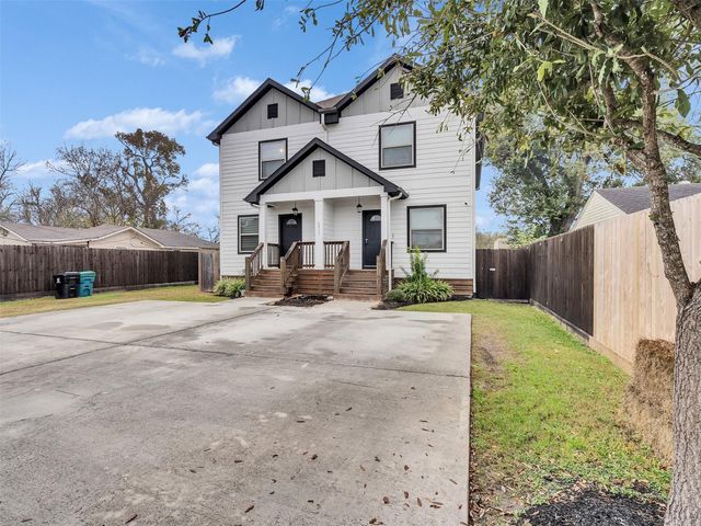 2411 Charles Road A, Houston, TX 77093