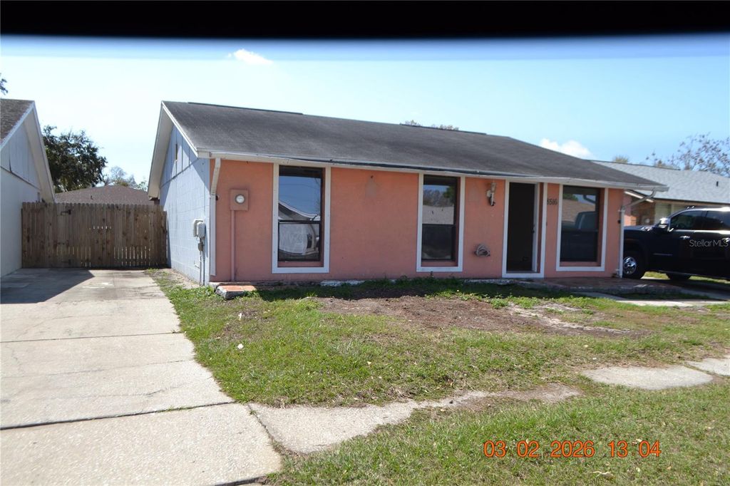 8516 CATALINA DRIVE, Tampa, FL 33615