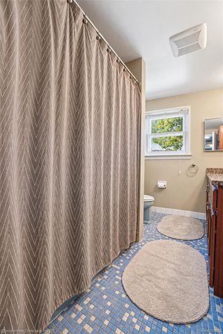 24187 S Duncan Circle, Farmington Hills, MI 48336