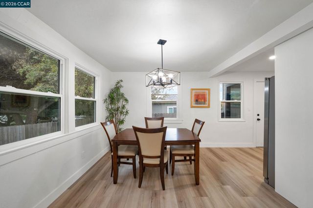 2699 Vale Rd, San Pablo, CA 94806