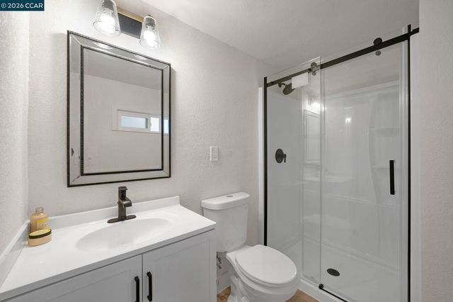 2699 Vale Rd, San Pablo, CA 94806