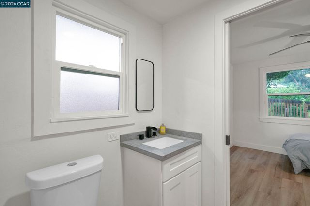 2699 Vale Rd, San Pablo, CA 94806