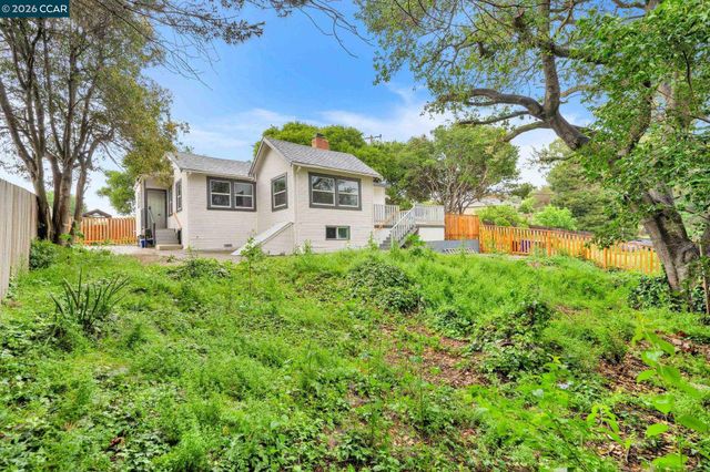 2699 Vale Rd, San Pablo, CA 94806