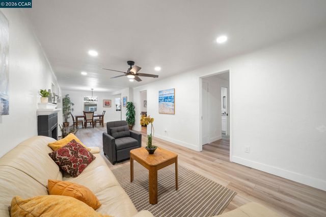 2699 Vale Rd, San Pablo, CA 94806