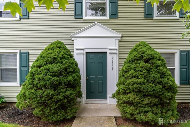 456 Roxbury Lane B, Monroe, NJ 08831