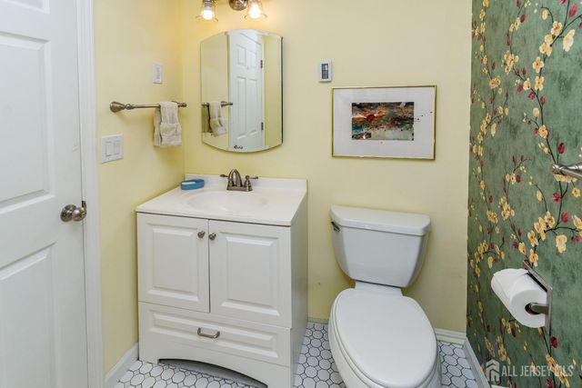 456 Roxbury Lane B, Monroe, NJ 08831