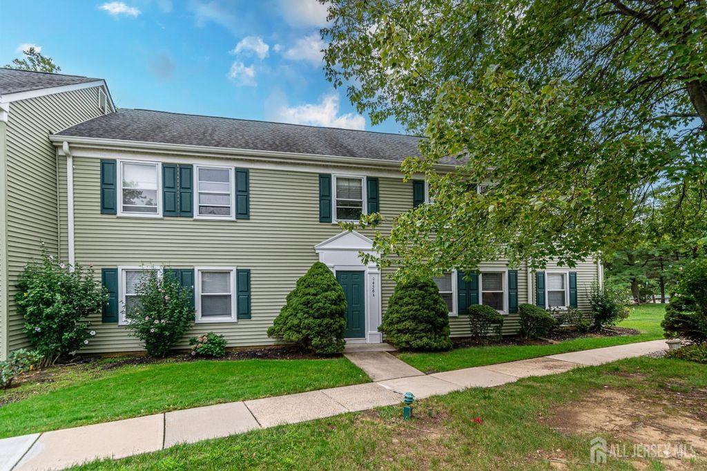456 Roxbury Lane B, Monroe, NJ 08831