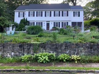 147 Valley Stream Road E, Larchmont, NY 10538