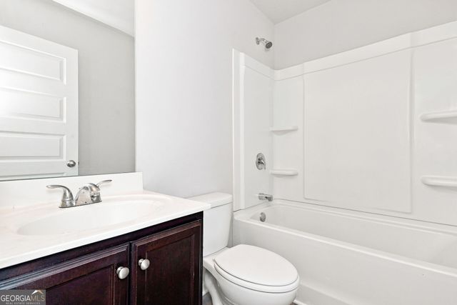 556 Harmony Way, Locust Grove, GA 30248