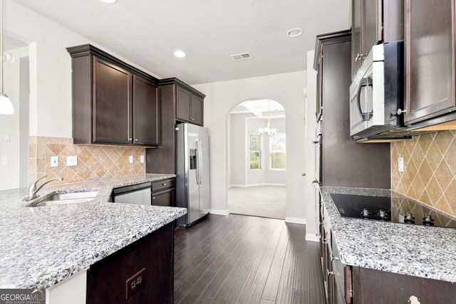 556 Harmony Way, Locust Grove, GA 30248