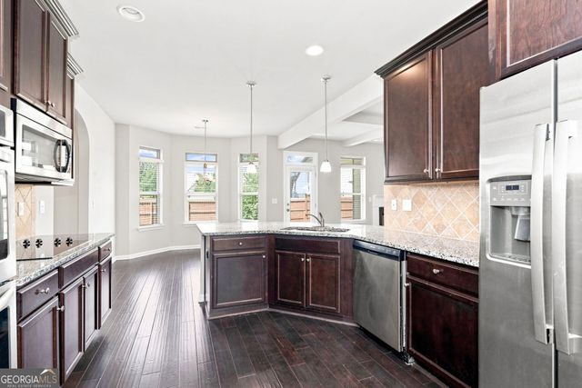 556 Harmony Way, Locust Grove, GA 30248