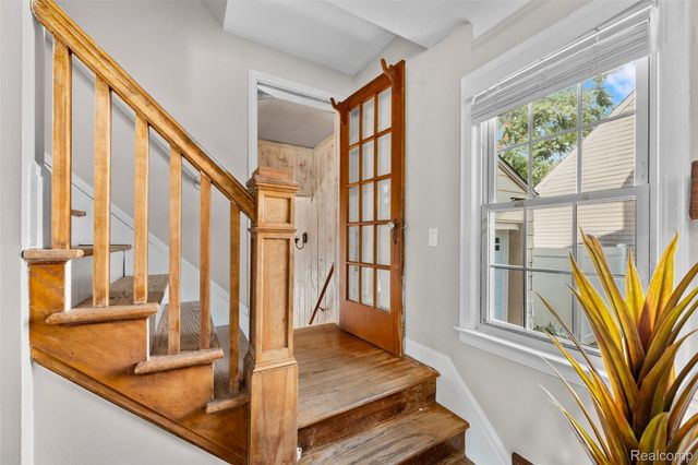 1674 Eaton Road, Berkley, MI 48072