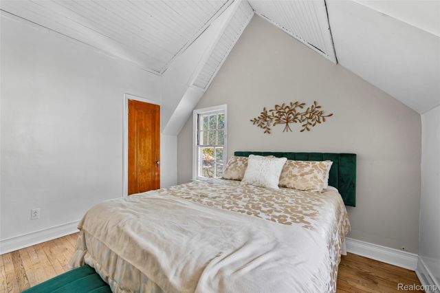 1674 Eaton Road, Berkley, MI 48072