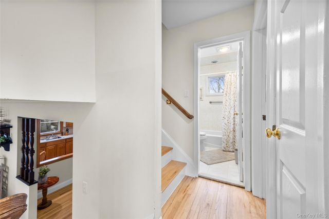 88 Evans Avenue, Albertson, NY 11507