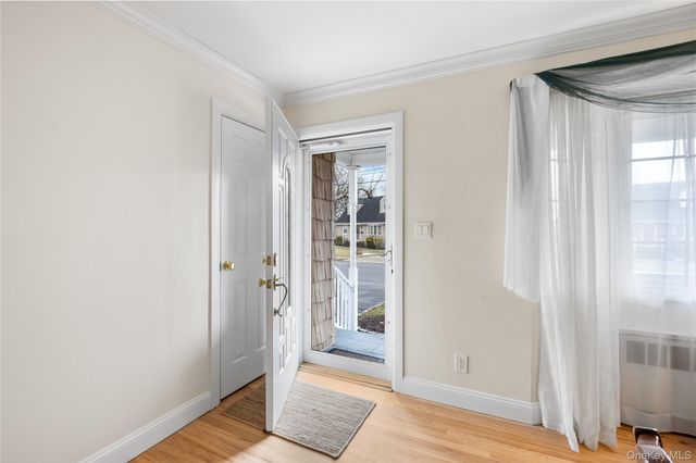 88 Evans Avenue, Albertson, NY 11507