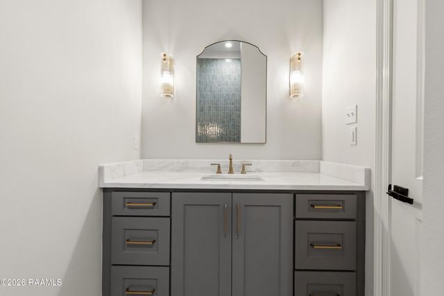 107 Lansing Lane, Youngsville, LA 70592