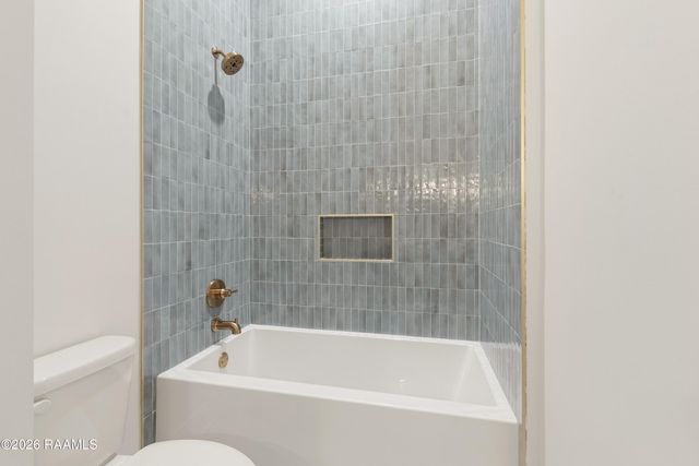 107 Lansing Lane, Youngsville, LA 70592