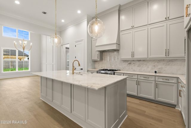 107 Lansing Lane, Youngsville, LA 70592