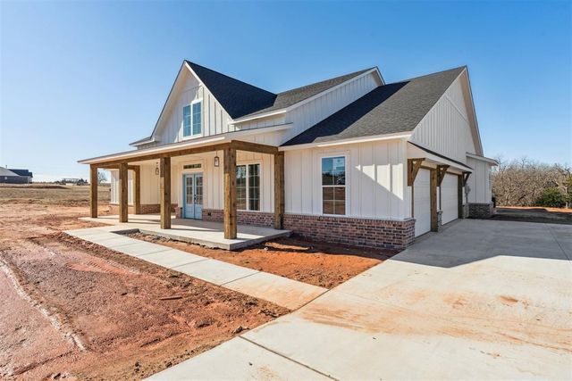 921 Meadow Park Road, Guthrie, OK 73044
