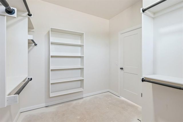 921 Meadow Park Road, Guthrie, OK 73044