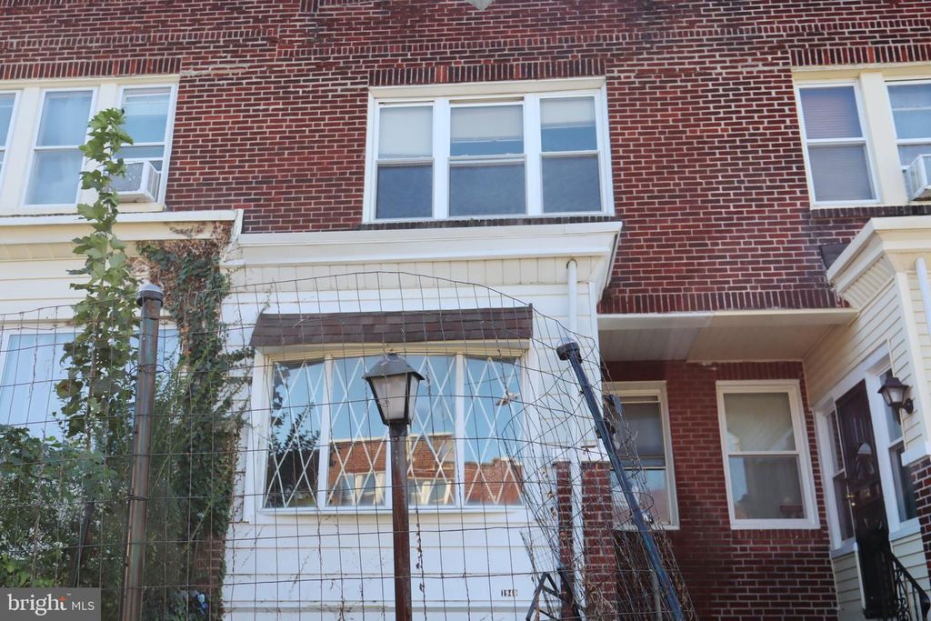 1940 W SPARKS ST, PHILADELPHIA, PA 19141 — exterior