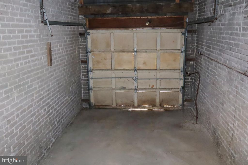1940 W SPARKS ST, PHILADELPHIA, PA 19141 — photo 3