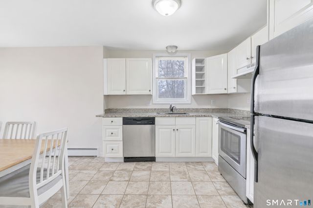 422 West River Road, Orange, CT 06477