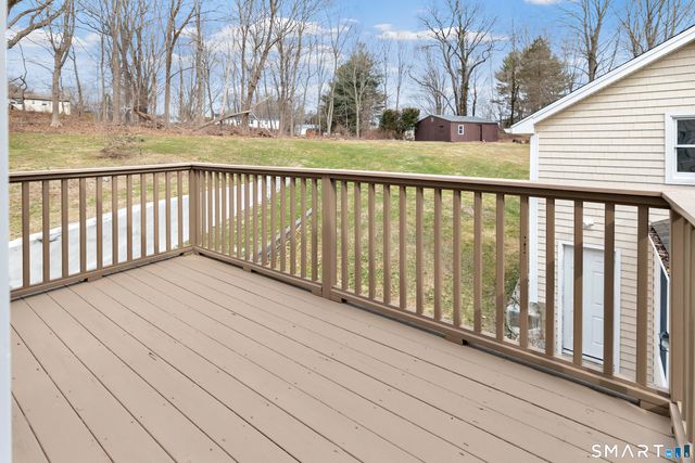 422 West River Road, Orange, CT 06477