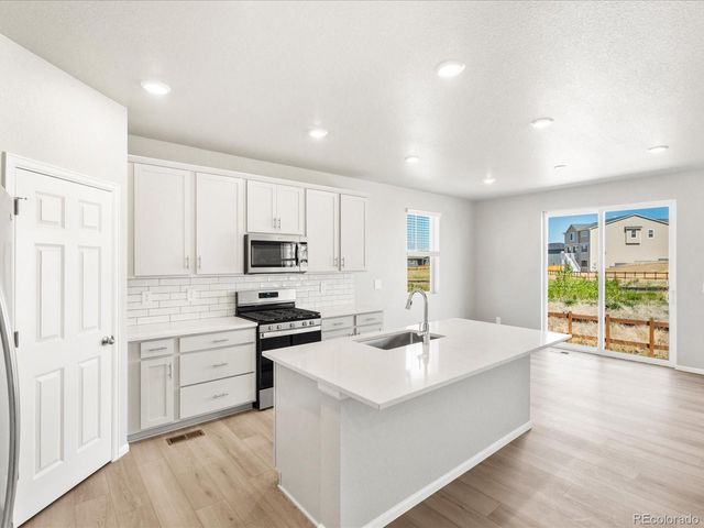 8896 Salida Street, Commerce City, CO 80022