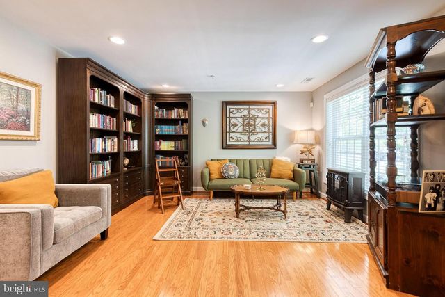 2638 FOREMAST ALY, Annapolis, MD 21401