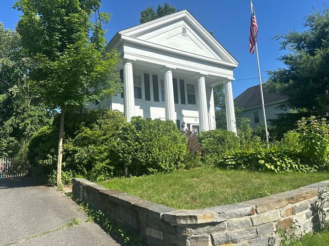 24 Main St, Monson, MA 01057