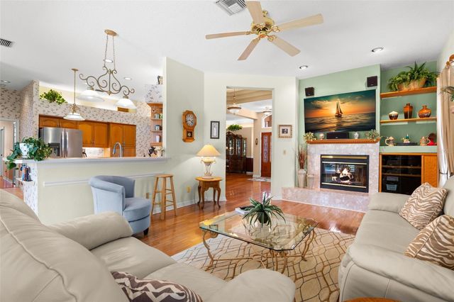895 WHIPPOORWILL DRIVE, Palm Harbor, FL 34683