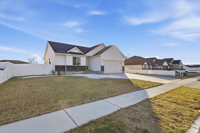 1268 E 1310 S, Garland, UT 84312