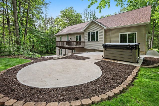 5224 Bonasa Drive Ne, Courtland Twp, MI 49341